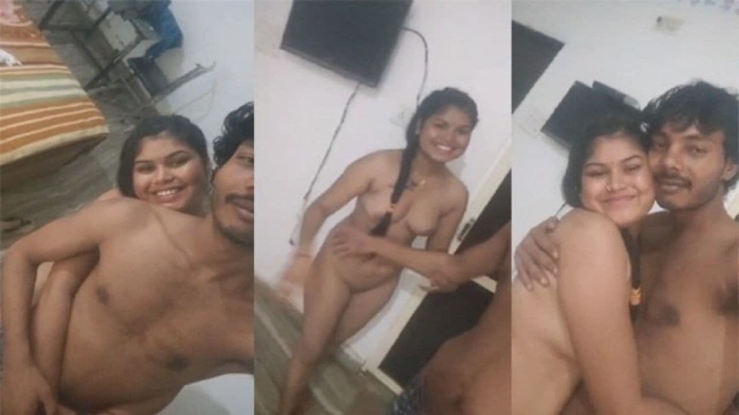 Desi Lover Having Sex in Hotel