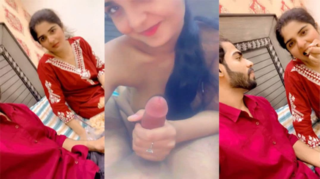 Beautiful Girl MMS Sucking Dick and Romance with BF