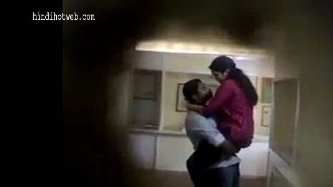 Indian Office Lovers Caught Smooching