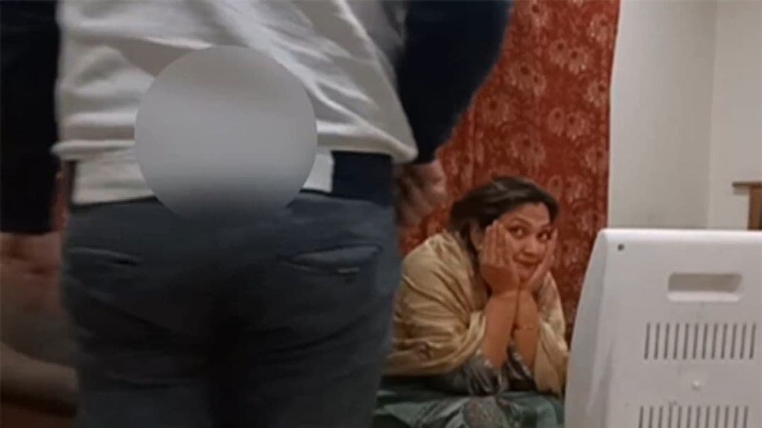 Desi Office Aunty Affair Fucking With House Owner