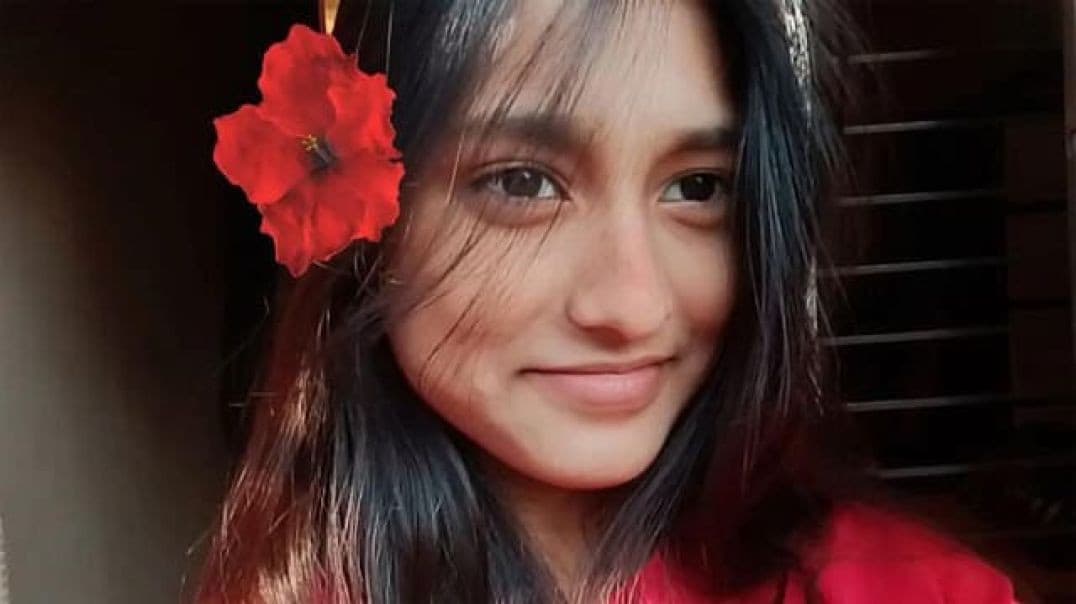 Cute Slim Girl Plays with Her Boobs & Fingers Her Wet Juicy Pussy