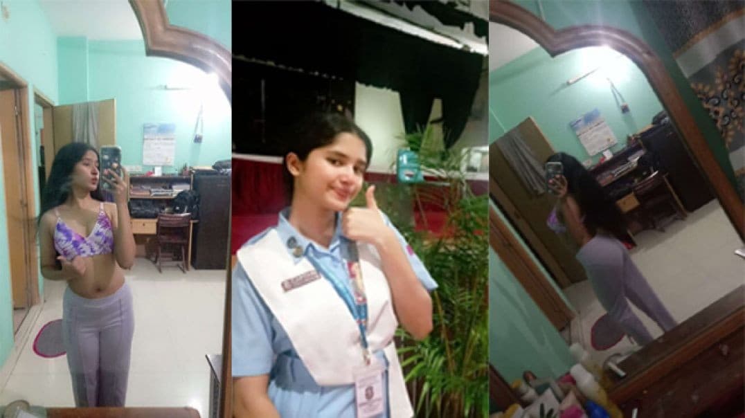 Beautiful Horny Girlfriend Showing Off Her Boobs and Pussy