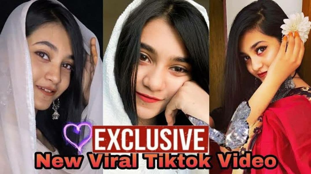 Cute TikToker Showing Her Boobs & Fingering