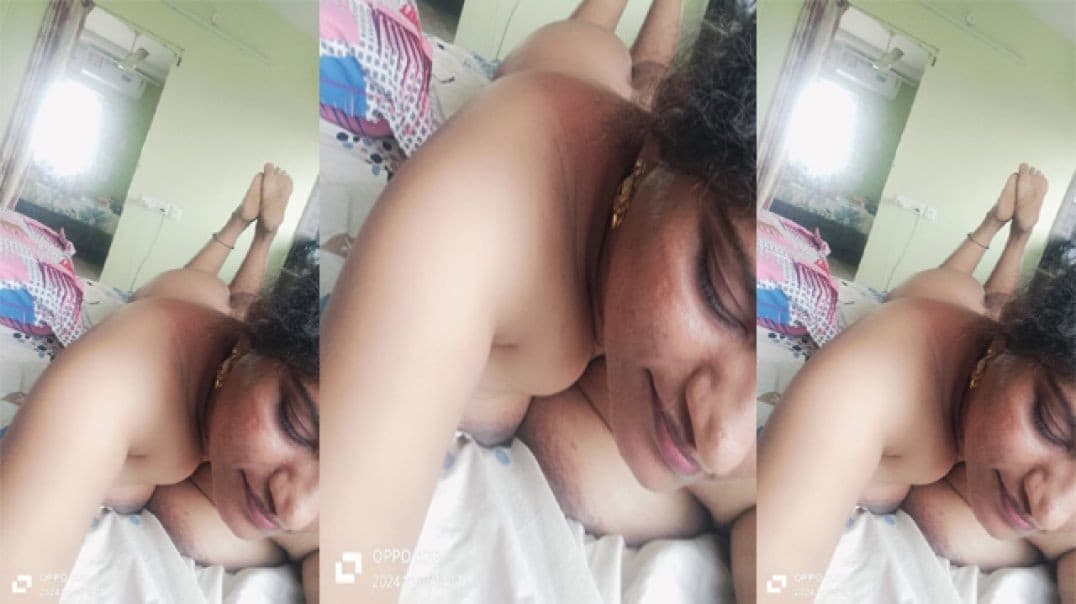 Horny Girlfriend Fucking With Lover In Home MMS Video