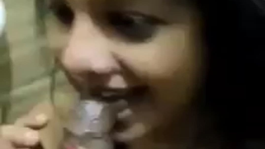 Hottest Girlfriend Gives the Perfect Blowjob