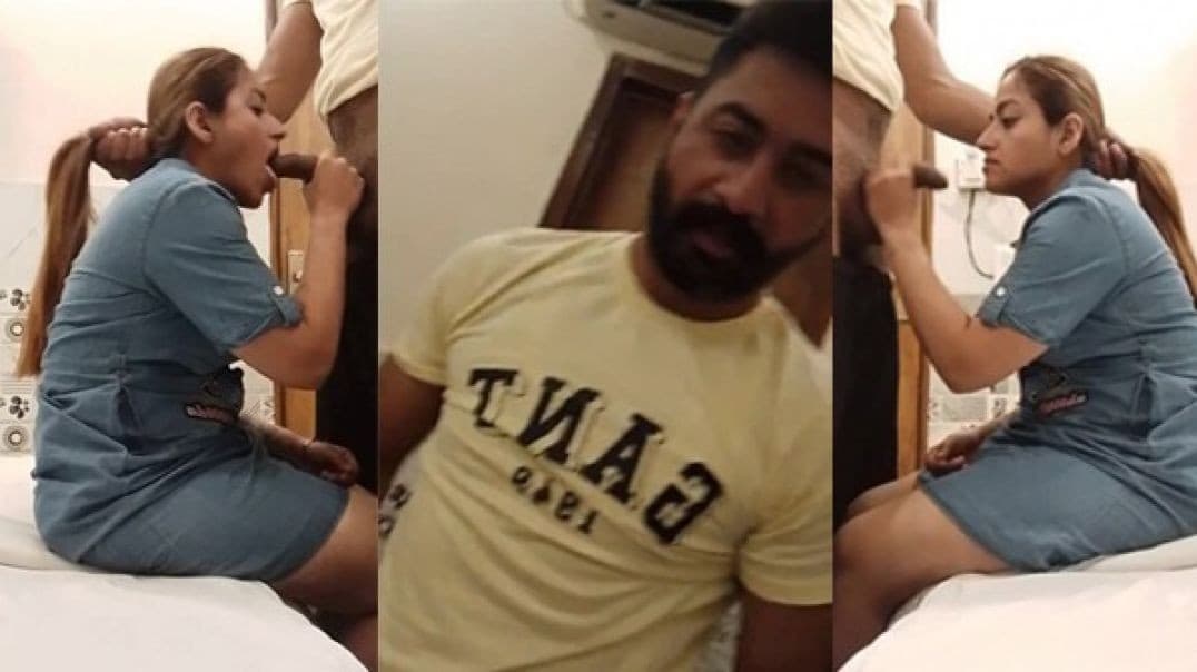 Bhabhi Giving Blowjob To Lover in Her Mouth