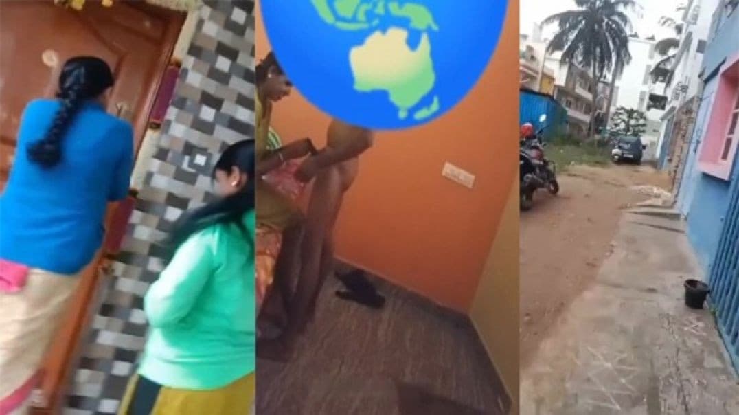 Guest Fucks Aunty at Home After Inviting Her Over