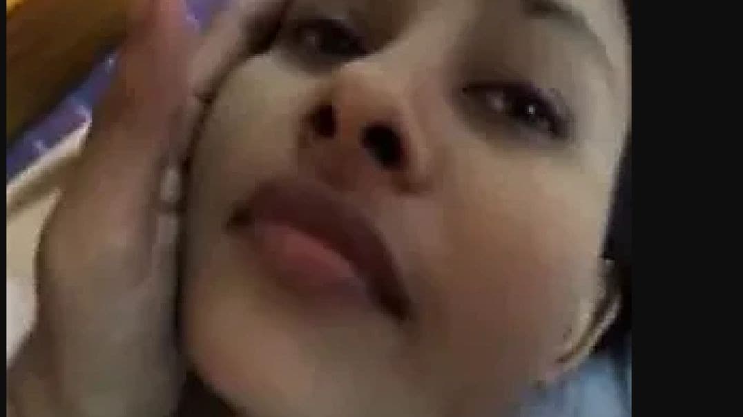 Skinny Desi Indian Girlfriend Fucks