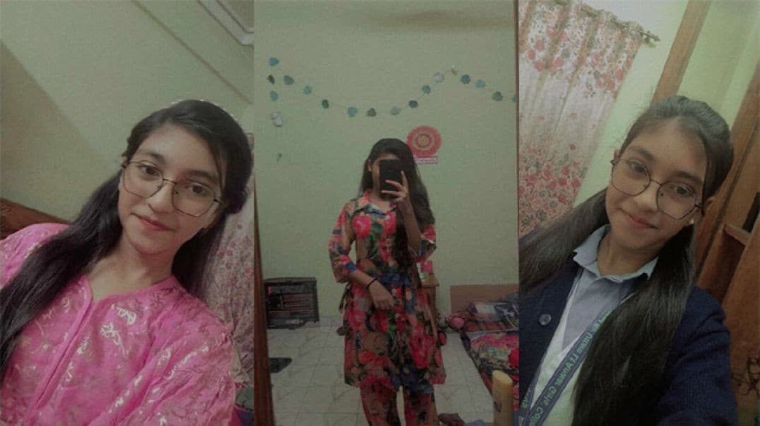 Cute Young College Girlfriend Showing Boobs and Pussy