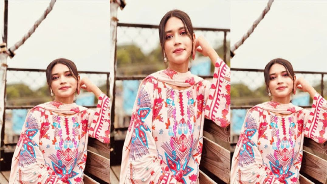 Tamil College Teen Girl MMS For Her Lover